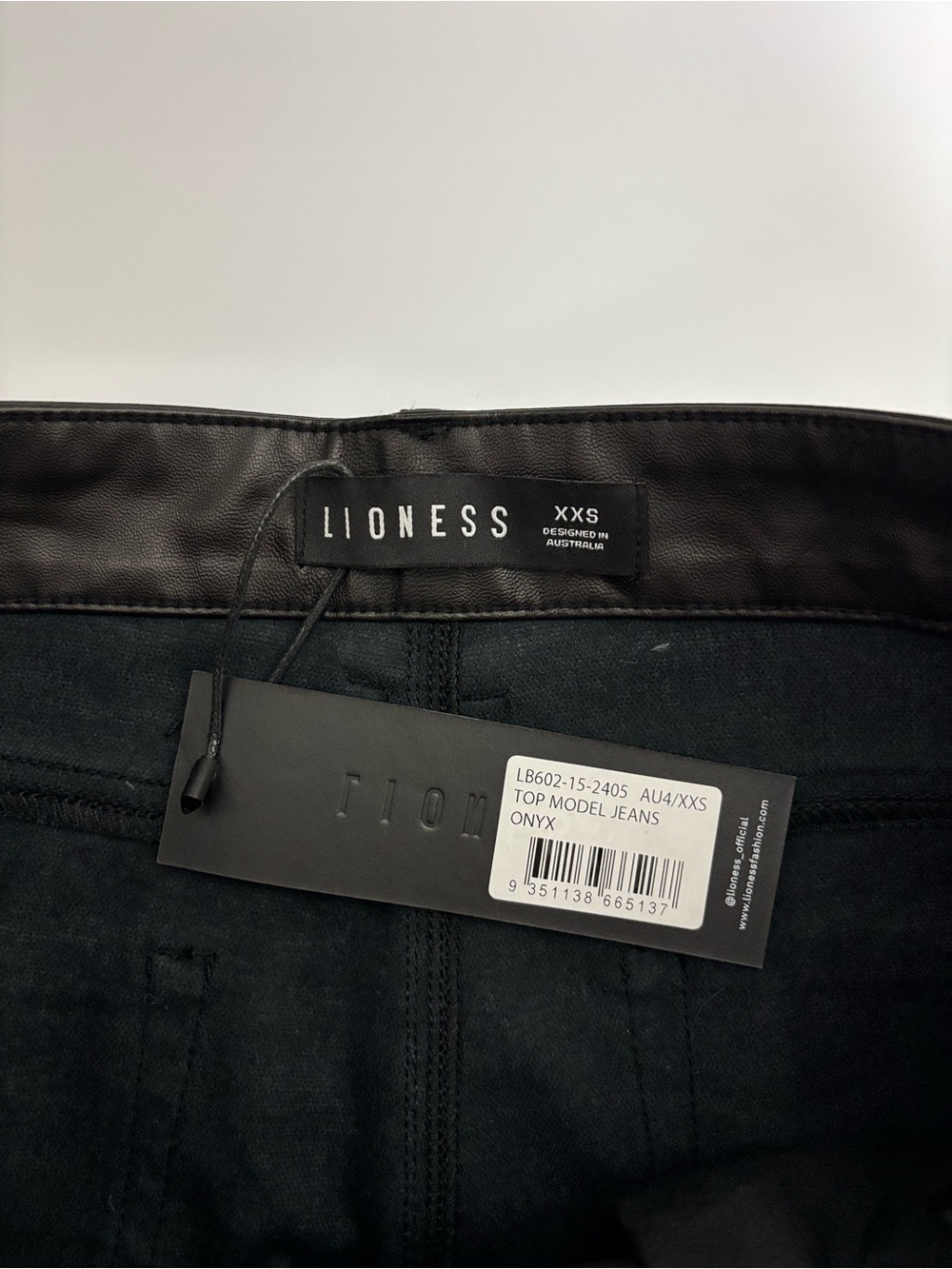 Lioness Top Model Jean in Onyx Faux Leather Size XXS - Picture 11 of 15